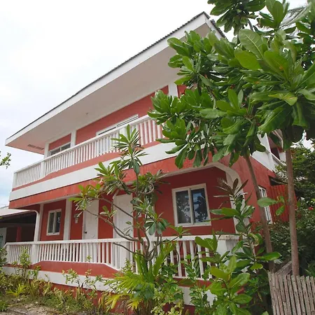 Oyo 853 Malapascua Beach And Dive Resort