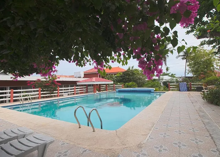 Hotel Oyo 853 Beach And Dive 3*