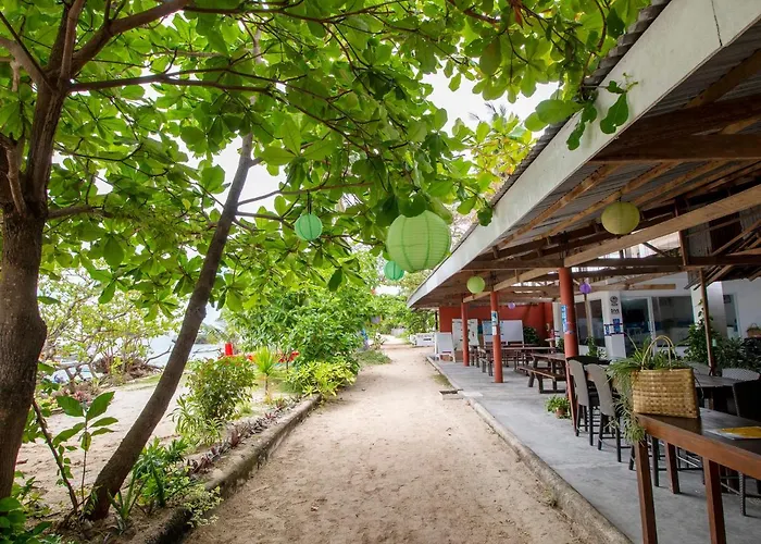 Oyo 853 Beach And Dive