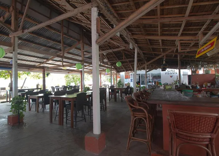 Hotel Oyo 853 Beach And Dive